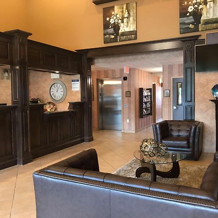 Best Western Plus Fredericton Hotel & Suites Εξωτερικό φωτογραφία
